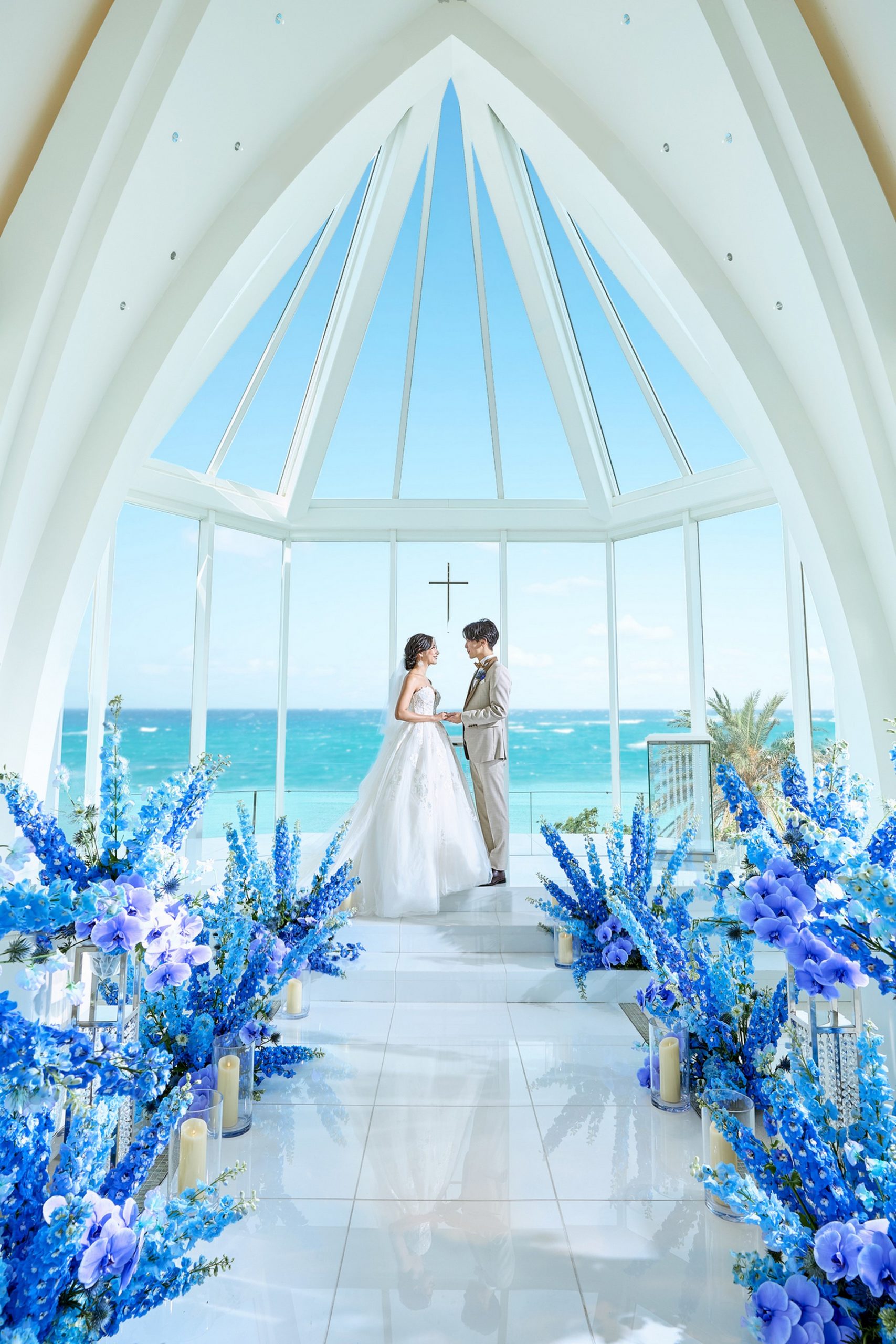 在冲绳的海之光教堂体验梦幻的海边婚礼 在冲绳的海之光教堂体验梦幻的海边婚礼