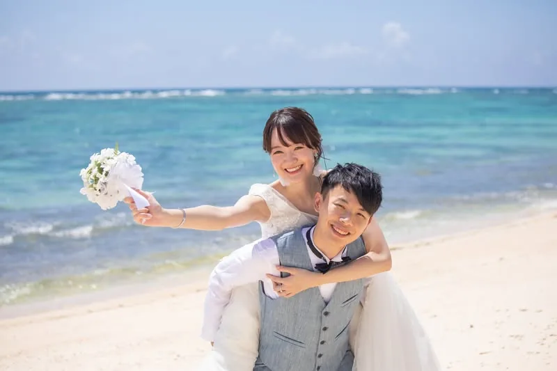 Gary 与 Queena|冲绳海之镜教堂双人海岛婚礼真实分享 Gary 与 Queena|冲绳海之镜教堂双人海岛婚礼真实分享