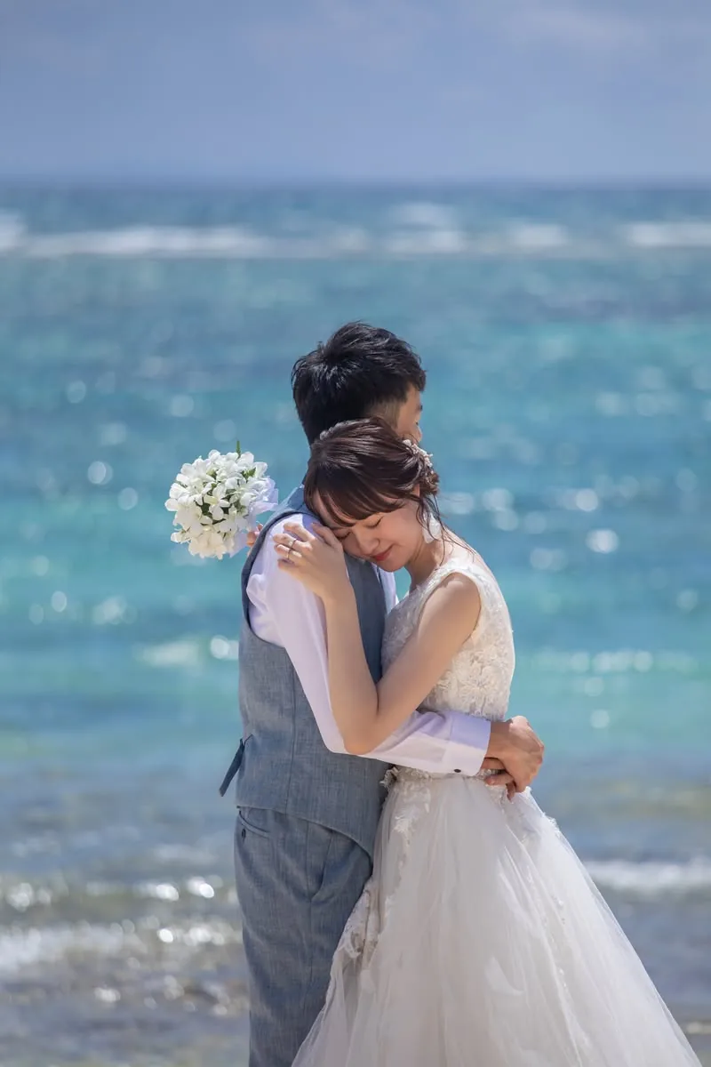 Gary 与 Queena|冲绳海之镜教堂双人海岛婚礼真实分享 Gary 与 Queena|冲绳海之镜教堂双人海岛婚礼真实分享