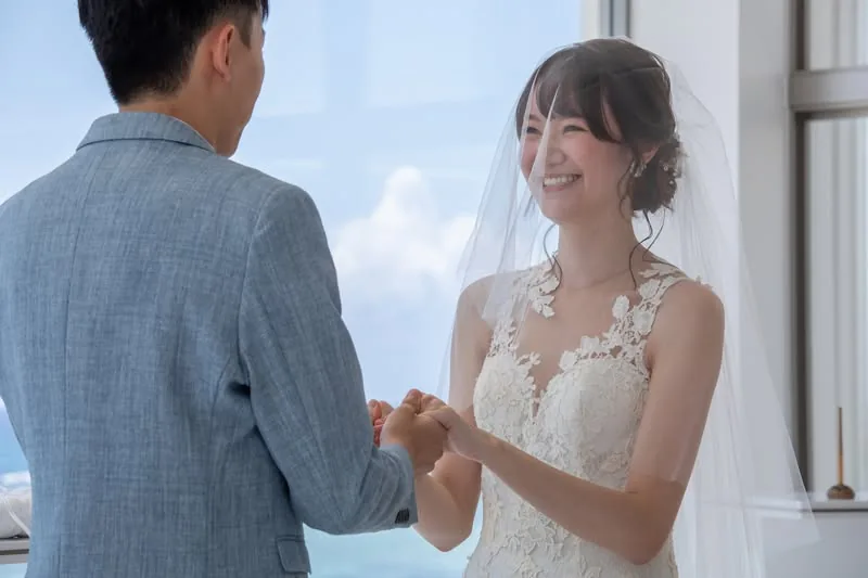 Gary 与 Queena|冲绳海之镜教堂双人海岛婚礼真实分享 Gary 与 Queena|冲绳海之镜教堂双人海岛婚礼真实分享