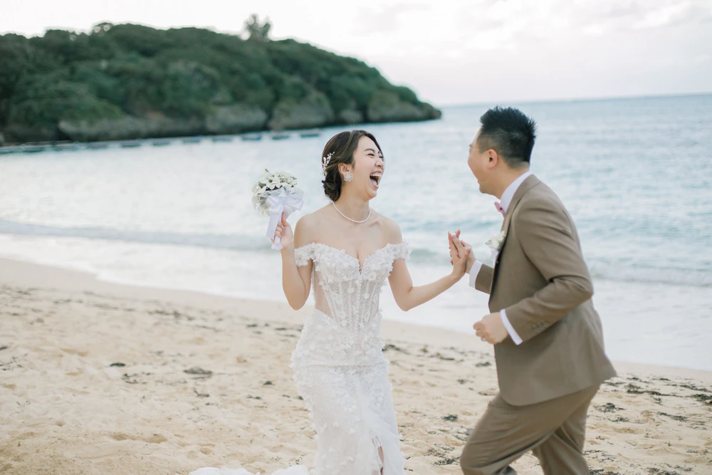 Ho Yin 与 Yin Wu|冲绳海之光教堂真实婚礼分享 Ho Yin 与 Yin Wu|冲绳海之光教堂真实婚礼分享