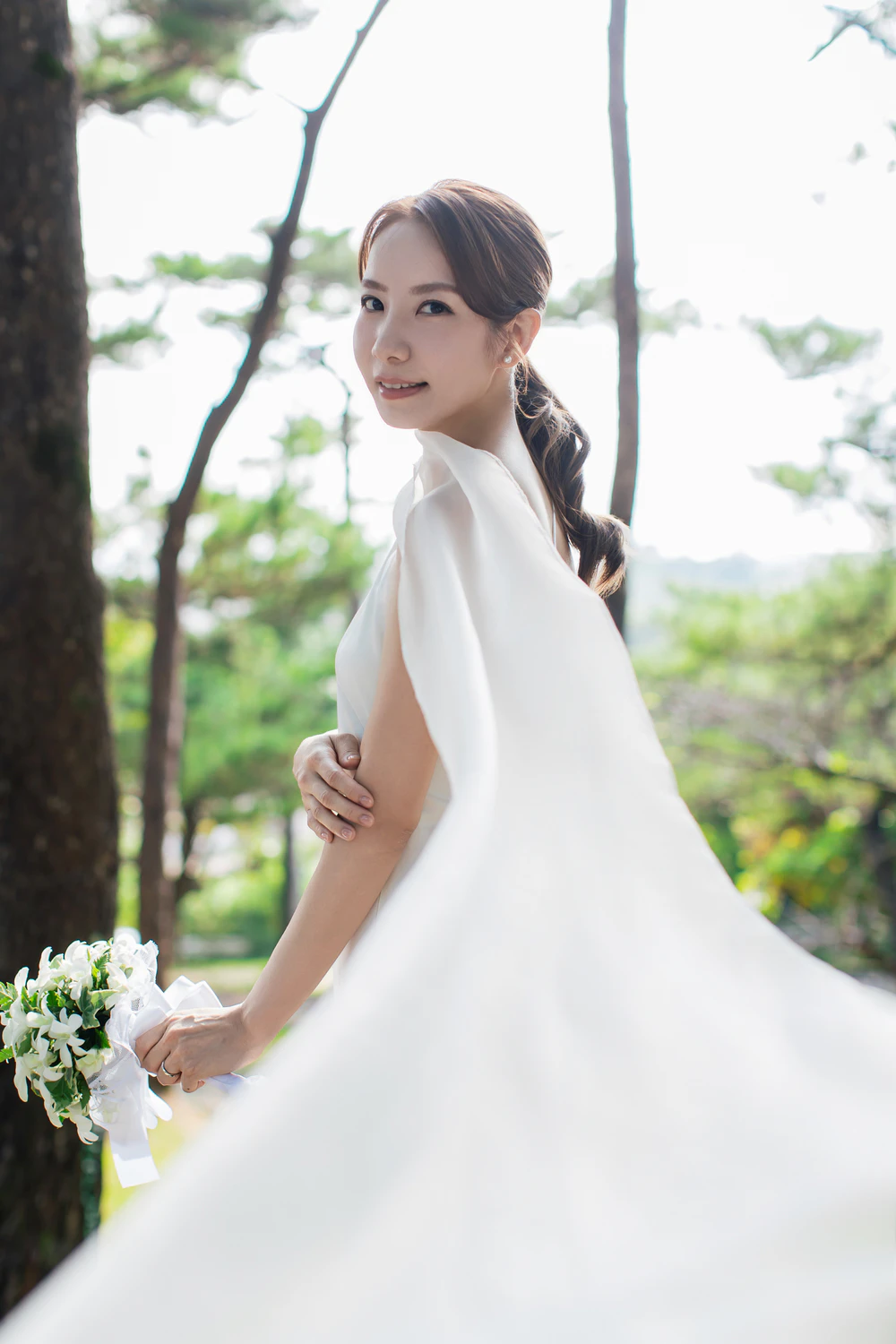 LEO 与 CELIA|冲绳海之翼克丽丝蒂教堂真实婚礼分享 LEO 与 CELIA|冲绳海之翼克丽丝蒂教堂真实婚礼分享