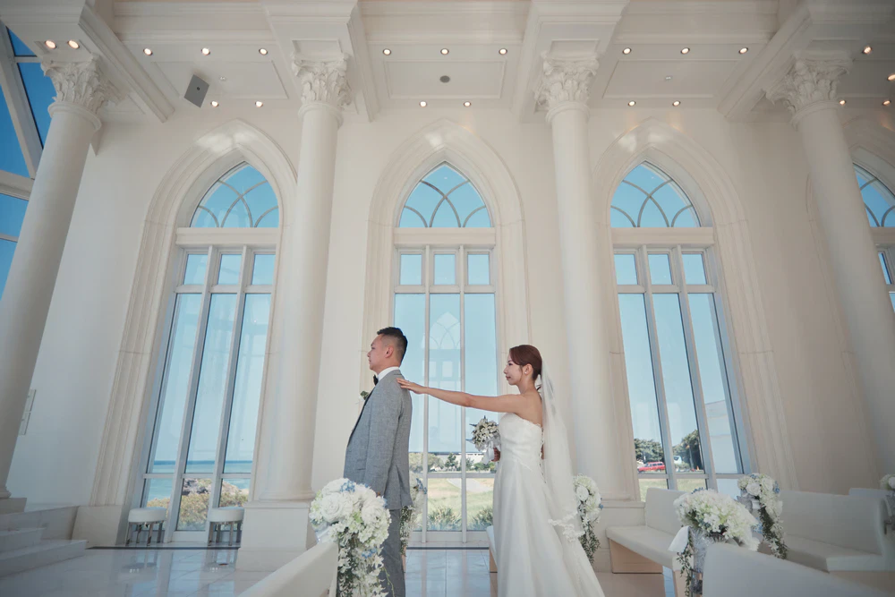 LEO 与 CELIA|冲绳海之翼克丽丝蒂教堂真实婚礼分享 LEO 与 CELIA|冲绳海之翼克丽丝蒂教堂真实婚礼分享