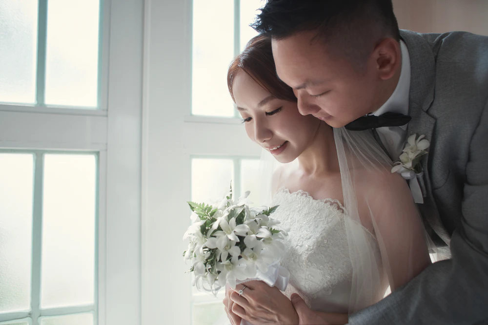 LEO 与 CELIA|冲绳海之翼克丽丝蒂教堂真实婚礼分享 LEO 与 CELIA|冲绳海之翼克丽丝蒂教堂真实婚礼分享