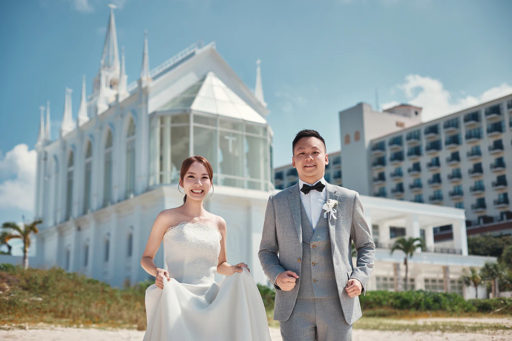 LEO 与 CELIA|冲绳海之翼克丽丝蒂教堂真实婚礼分享 LEO 与 CELIA|冲绳海之翼克丽丝蒂教堂真实婚礼分享