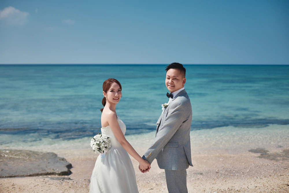 LEO 与 CELIA|冲绳海之翼克丽丝蒂教堂真实婚礼分享 LEO 与 CELIA|冲绳海之翼克丽丝蒂教堂真实婚礼分享