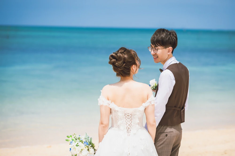 Lulu 与 Chiko|冲绳海之光教堂证婚+KARIYUSHI 婚宴 Lulu 与 Chiko|冲绳海之光教堂证婚+KARIYUSHI 婚宴