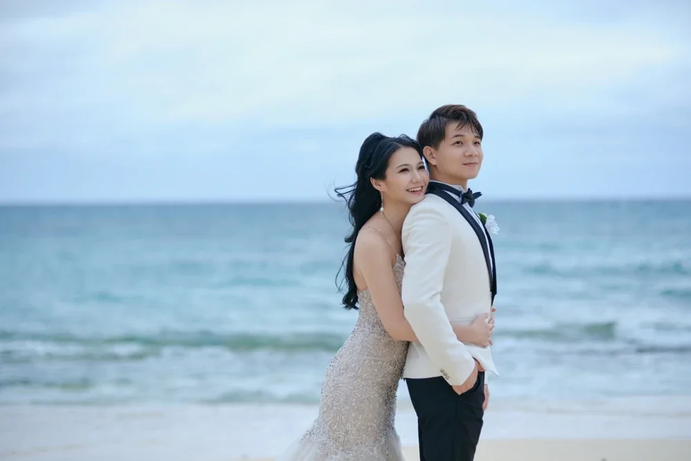 琇玟|冲绳海之翼克丽丝蒂教堂化妆室 First Look 真实婚礼分享 琇玟|冲绳海之翼克丽丝蒂教堂化妆室 First Look 真实婚礼分享