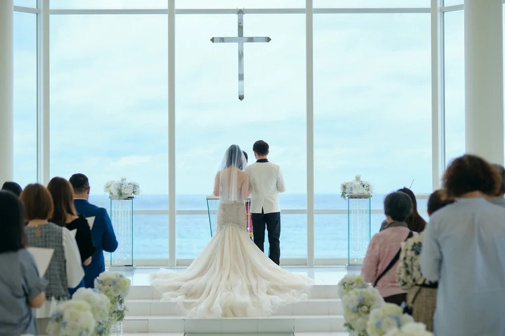 琇玟|冲绳海之翼克丽丝蒂教堂化妆室 First Look 真实婚礼分享 琇玟|冲绳海之翼克丽丝蒂教堂化妆室 First Look 真实婚礼分享