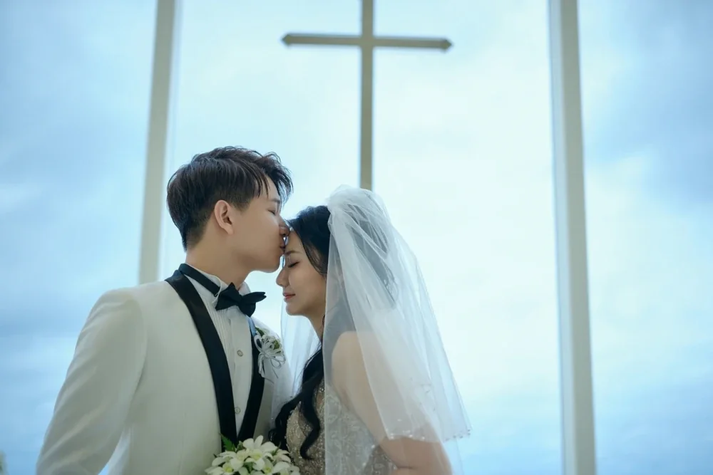 琇玟|冲绳海之翼克丽丝蒂教堂化妆室 First Look 真实婚礼分享 琇玟|冲绳海之翼克丽丝蒂教堂化妆室 First Look 真实婚礼分享