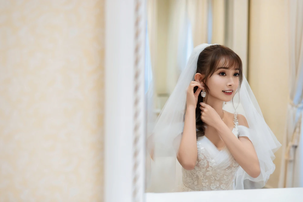 MAN 与 LIU｜冲绳海之翼克丽丝蒂教堂真实婚礼分享