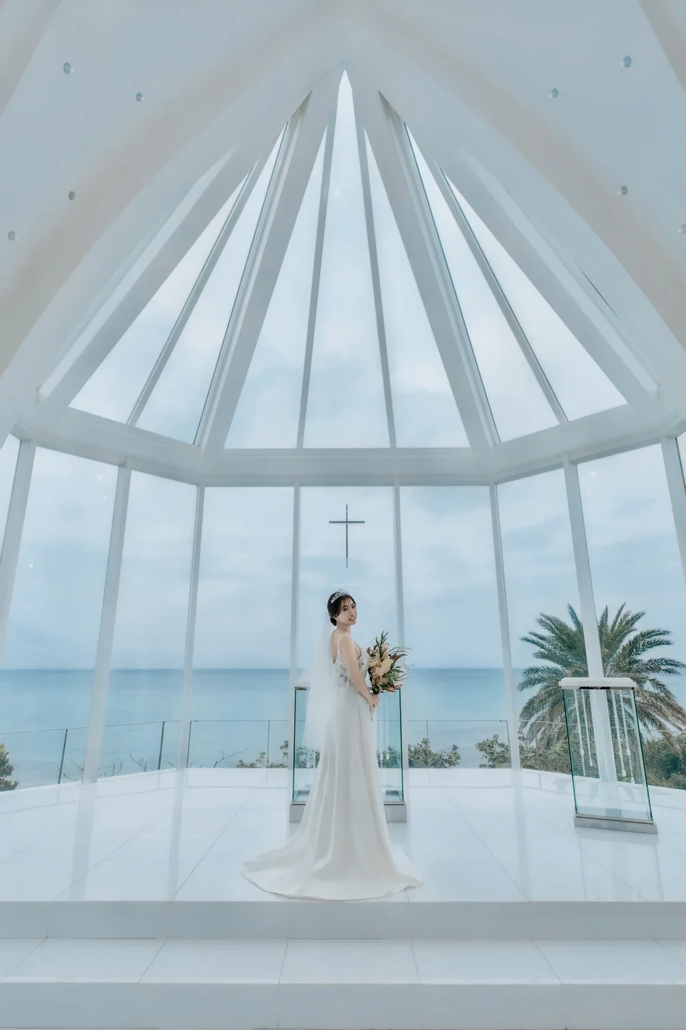 权训与俊婷|冲绳海之光教堂海外婚纱拍摄真实分享 权训与俊婷|冲绳海之光教堂海外婚纱拍摄真实分享