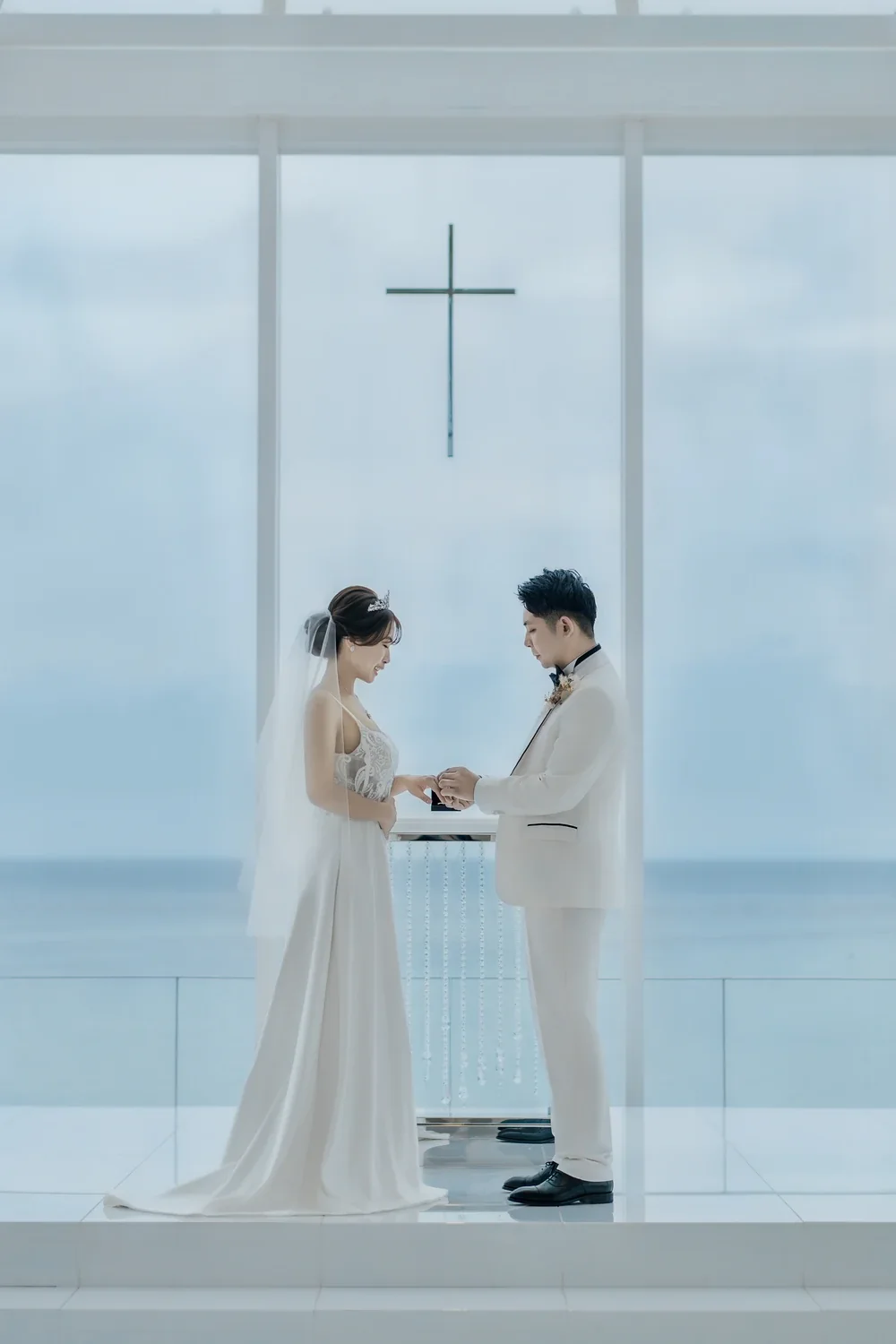 权训与俊婷|冲绳海之光教堂海外婚纱拍摄真实分享 权训与俊婷|冲绳海之光教堂海外婚纱拍摄真实分享