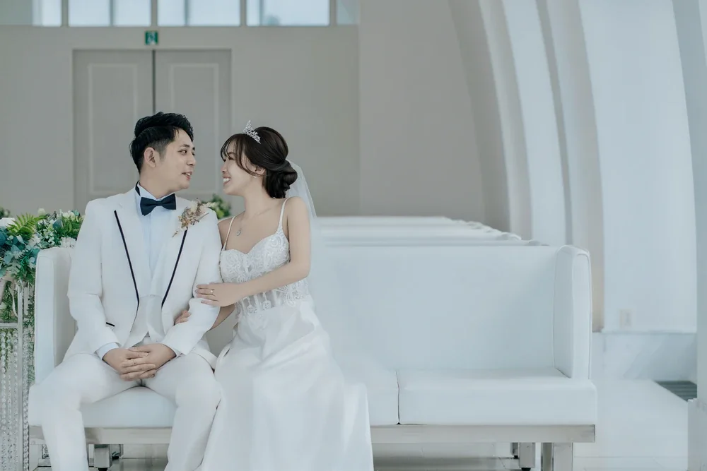 权训与俊婷|冲绳海之光教堂海外婚纱拍摄真实分享 权训与俊婷|冲绳海之光教堂海外婚纱拍摄真实分享