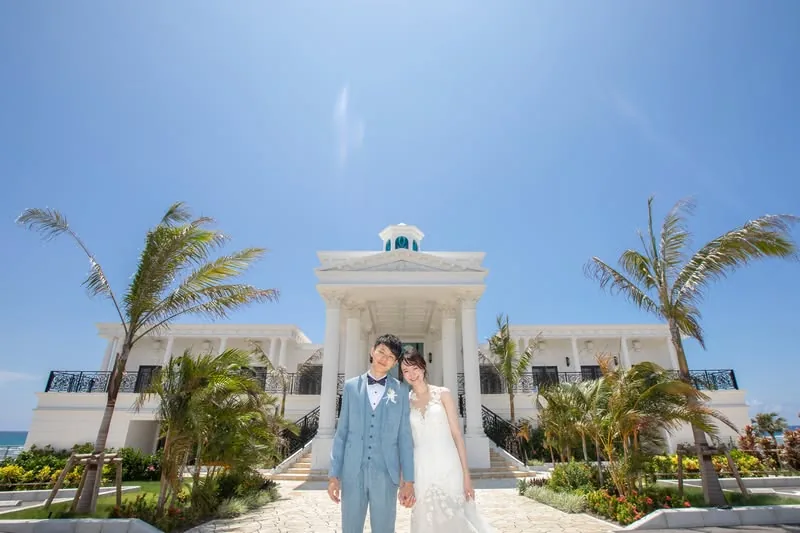 Gary 与 Queena|冲绳海之镜教堂双人海岛婚礼真实分享 Gary 与 Queena|冲绳海之镜教堂双人海岛婚礼真实分享
