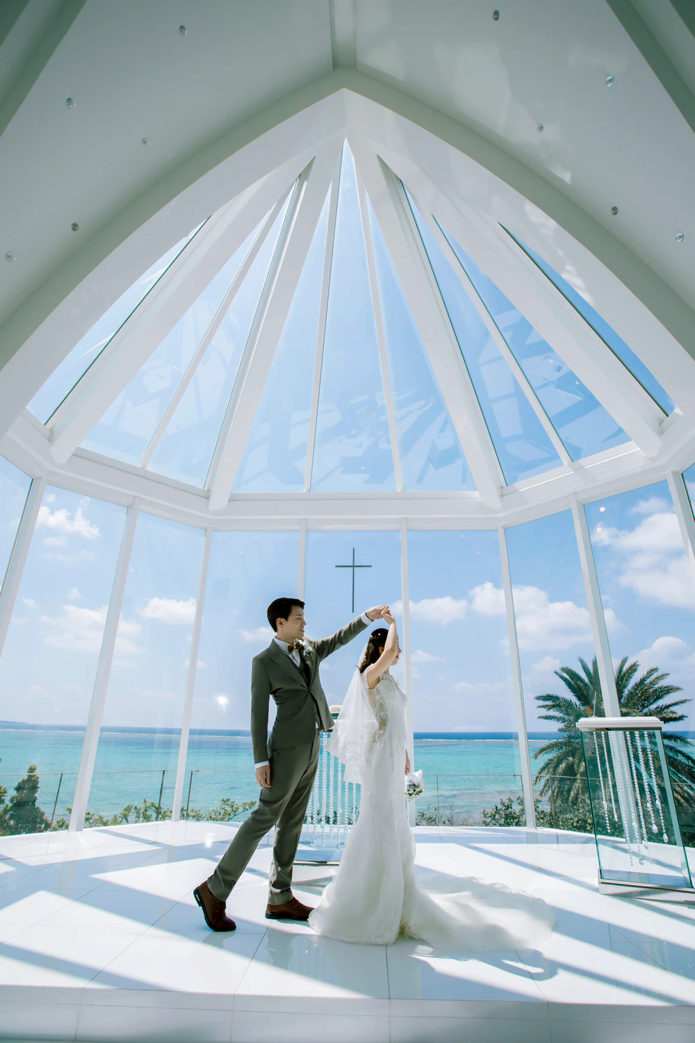 STEVEN 与 SHAN|冲绳海之光教堂真实婚礼分享 STEVEN 与 SHAN|冲绳海之光教堂真实婚礼分享